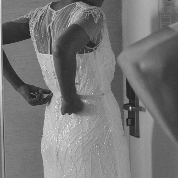 Wedding Dress - Picture 6 of 9